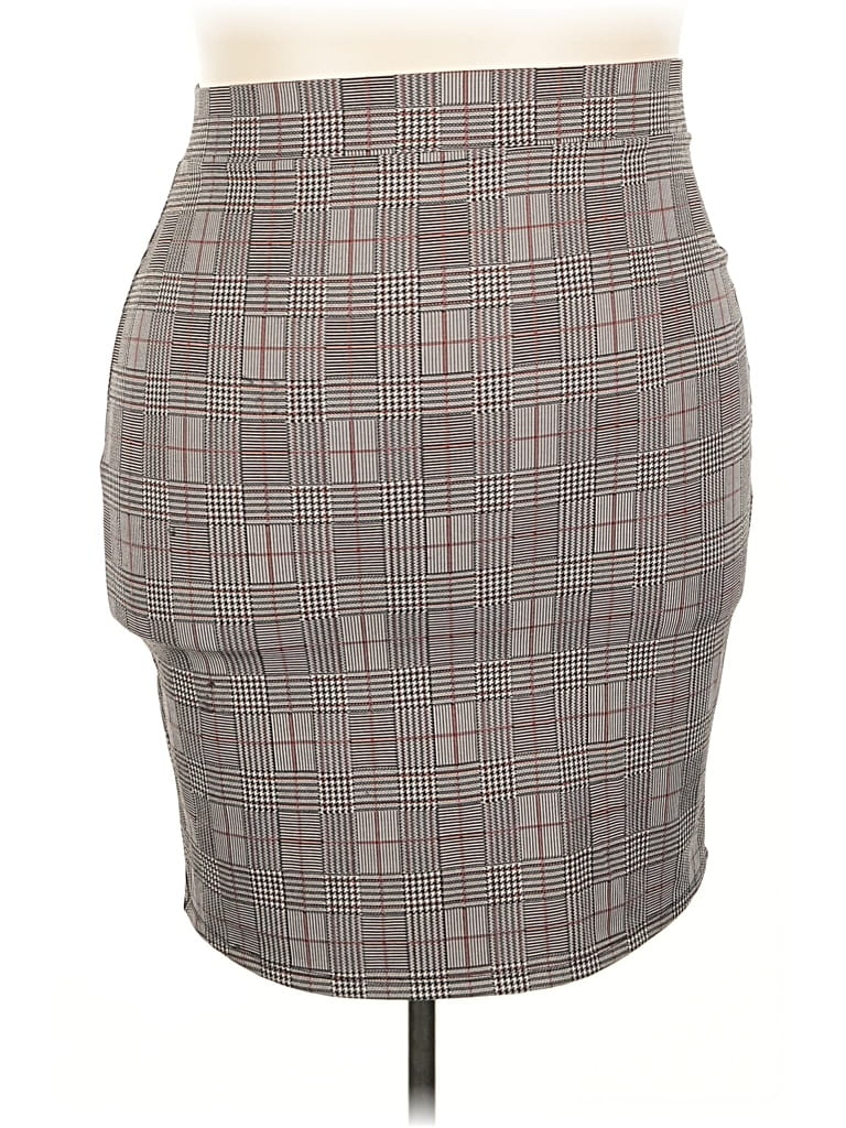 Pre-owned Studio By Torrid Formal Skirt In Gray