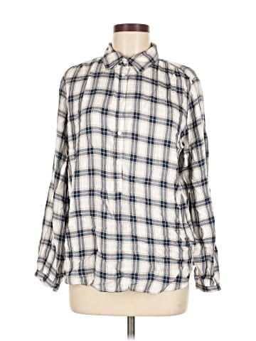 Ann Taylor LOFT Outlet Long Sleeve Button-Down Shirt (view 1)