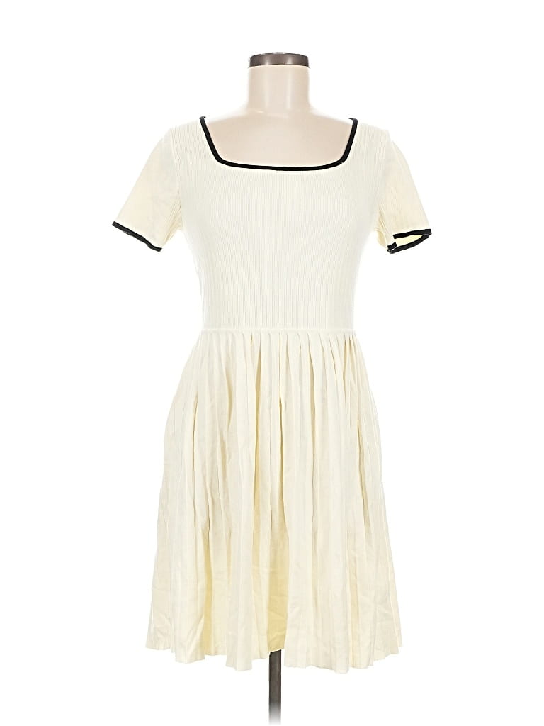 Pre-owned Zesica Casual Dress In White