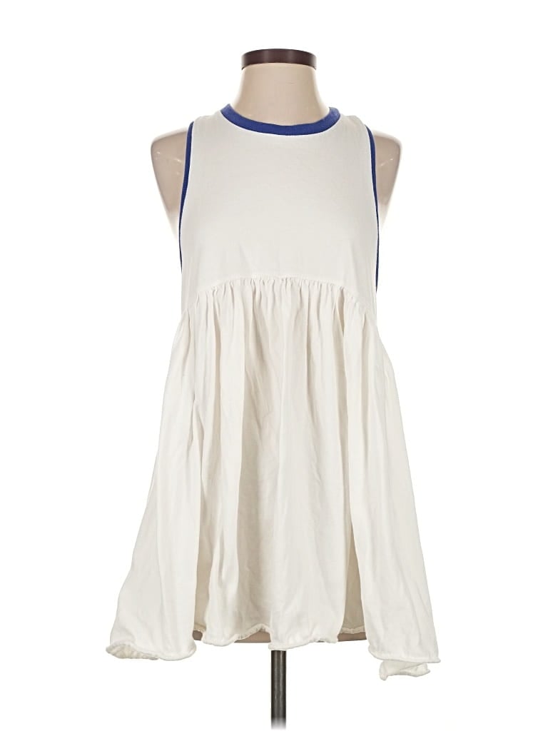Pre-owned Urban Outfitters Casual Dress In White