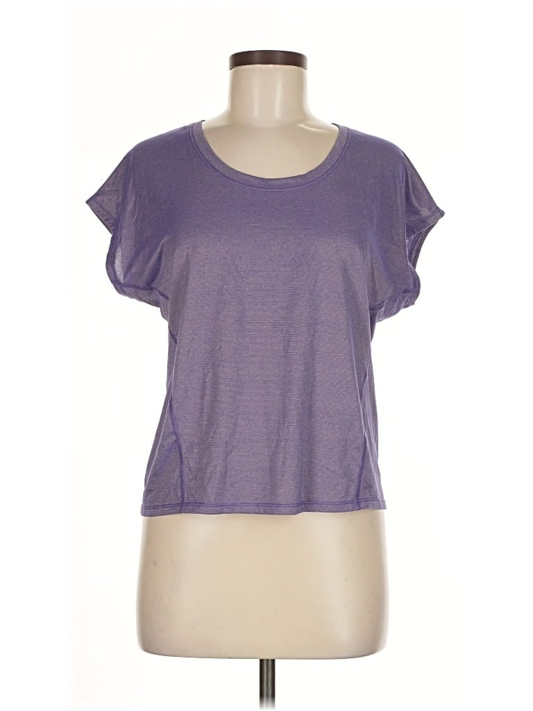 Pre-owned Lululemon Athletica Short Sleeve T-shirt In Purple