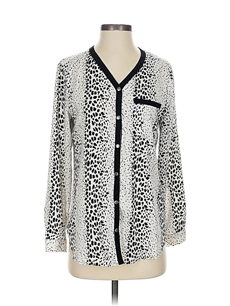 Pre-owned Chico's Long Sleeve Blouse In White