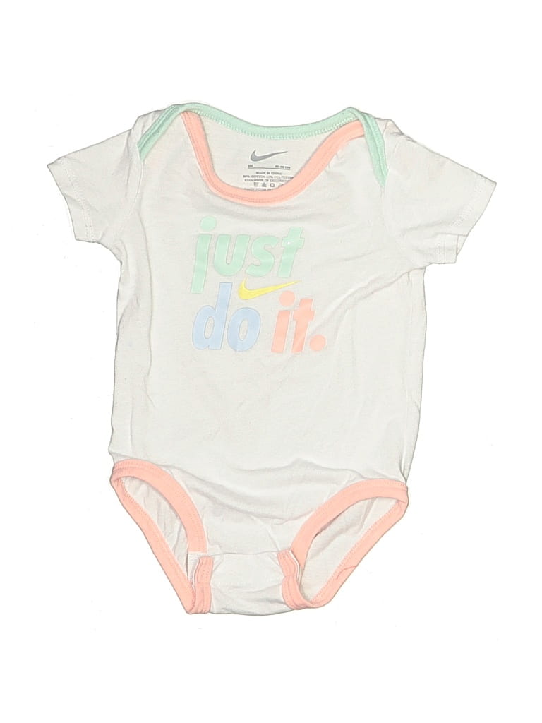 Pre-owned Nike Babies' Short Sleeve Onesie In White