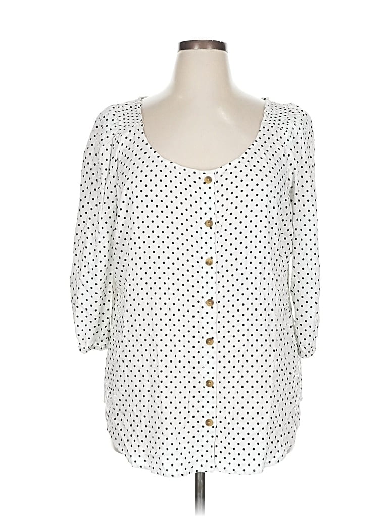 Torrid 3/4 Sleeve Button Down Shirt In White