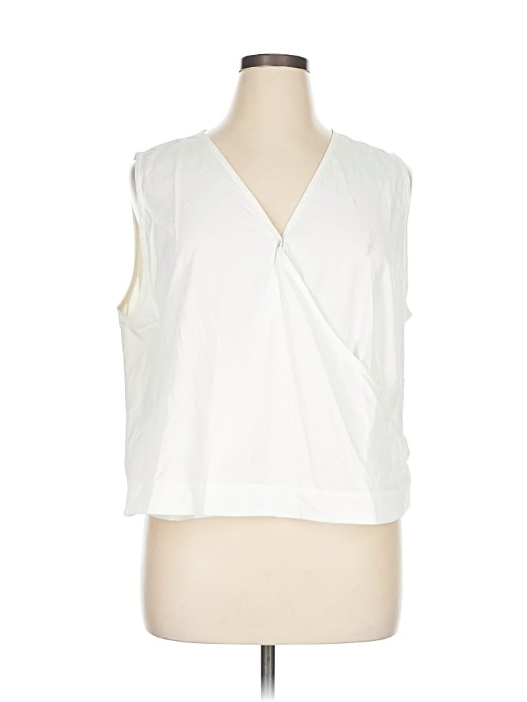 Pre-owned Aday Sleeveless T-shirt In White