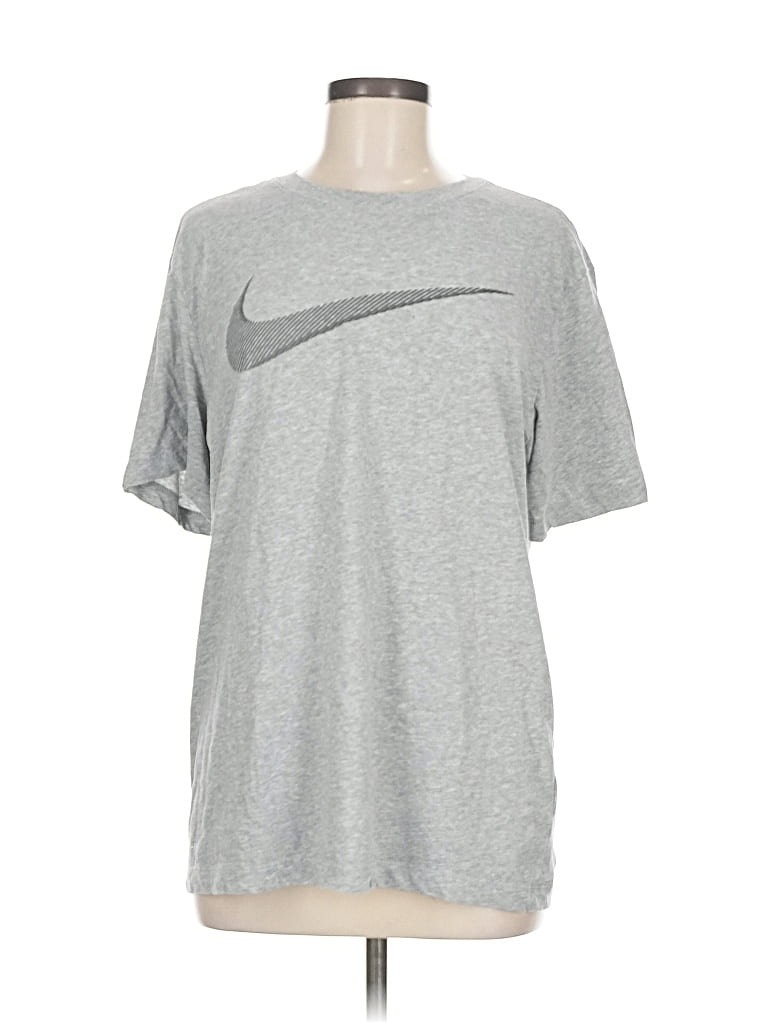 Pre-owned Nike Active T-shirt In Gray