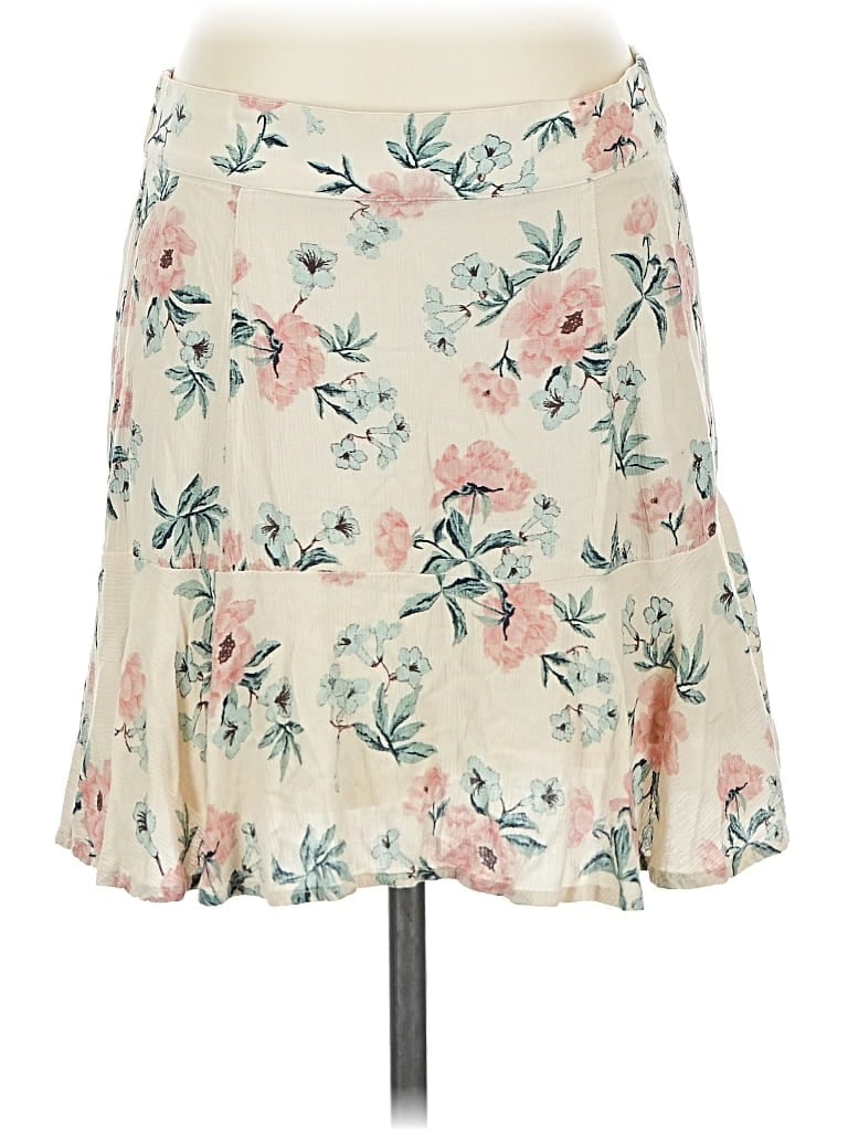 Pre-owned American Eagle Outfitters Casual Skirt In White