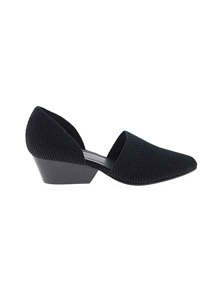 Pre-owned Eileen Fisher Flats In Black