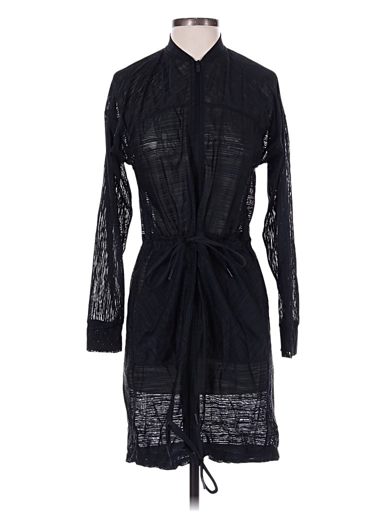 Pre-owned Lululemon Athletica Coat In Black