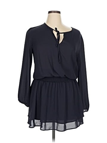 Veronica M. Casual Dress (view 1)