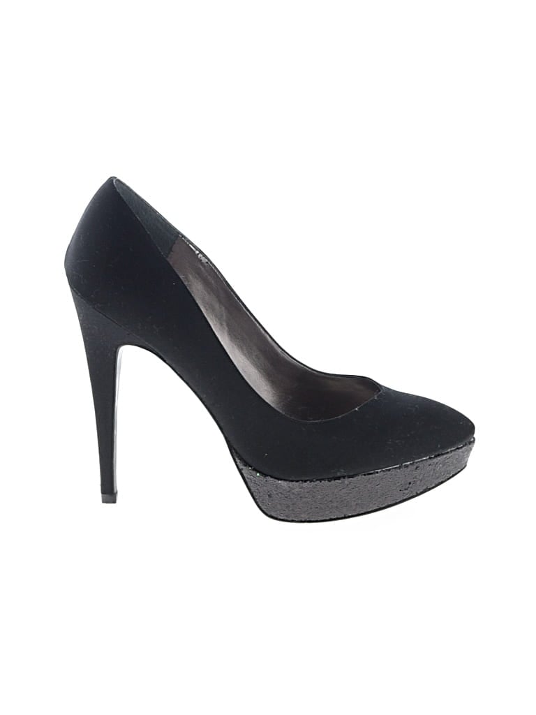 Pre-owned Nina Heels In Black