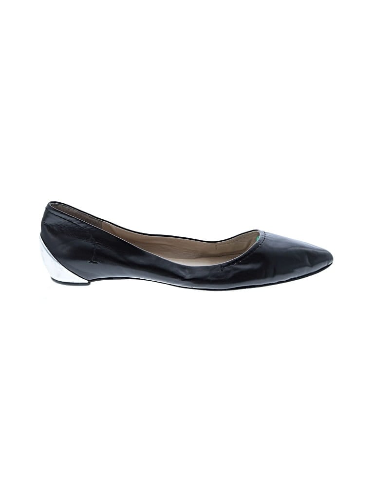 Pre-owned Nine West Flats In Black