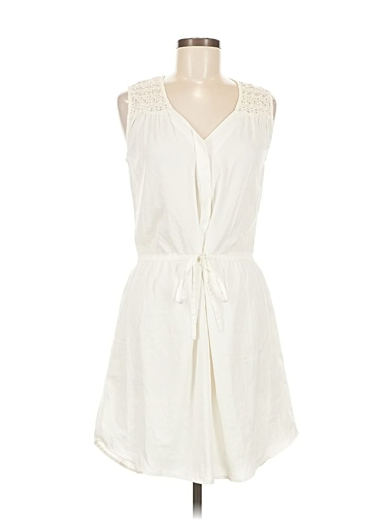 Pre-owned H&m Casual Dress In White