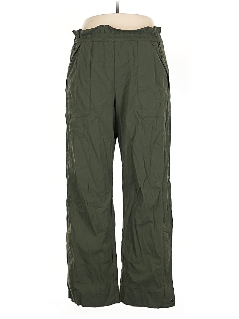 Pre-owned Athleta Cargo Pants In Green