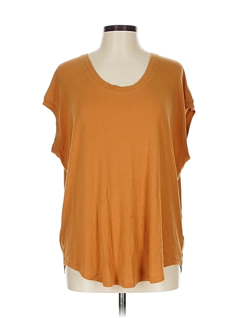 Pre-owned Athleta Short Sleeve T-shirt In Orange