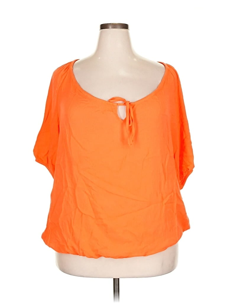 Pre-owned Torrid Short Sleeve Top Orange Keyhole Neckline Tops