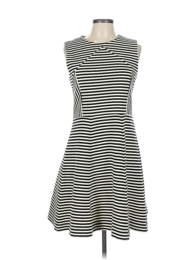 Pre-owned Joe Fresh Casual Dress In Gray