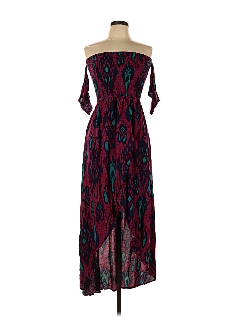 Pre-owned Xhilaration Cocktail Dress In Burgundy