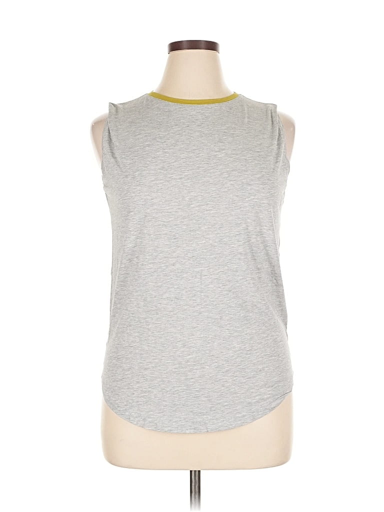 Pre-owned Lululemon Athletica Sleeveless T-shirt In Gray