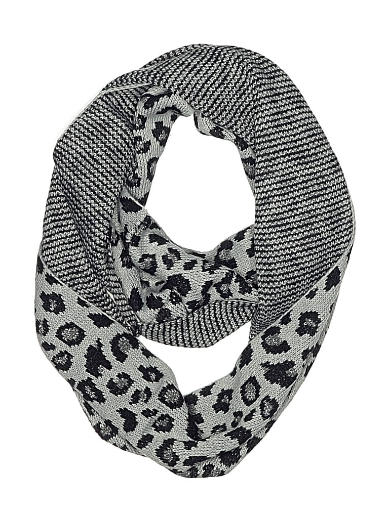 Pre-owned Assorted Brands Scarf In Gray