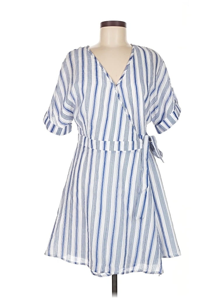 Pre-owned Sienna Sky Casual Dress In Blue