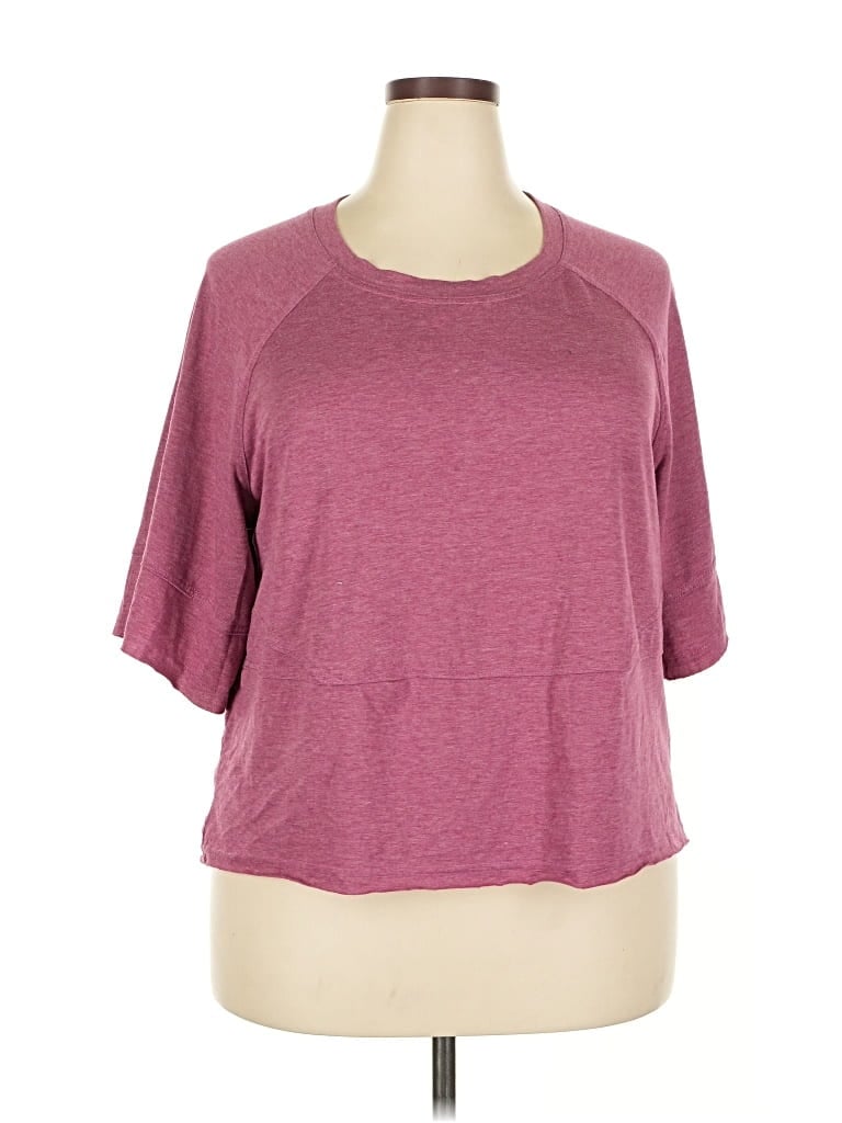 Pre-owned Unbranded 3/4 Sleeve T-shirt In Burgundy