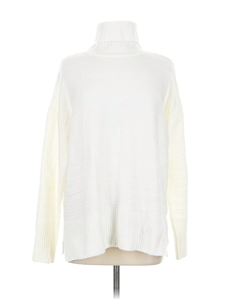 Pre-owned Vince Camuto Turtleneck Sweater In White