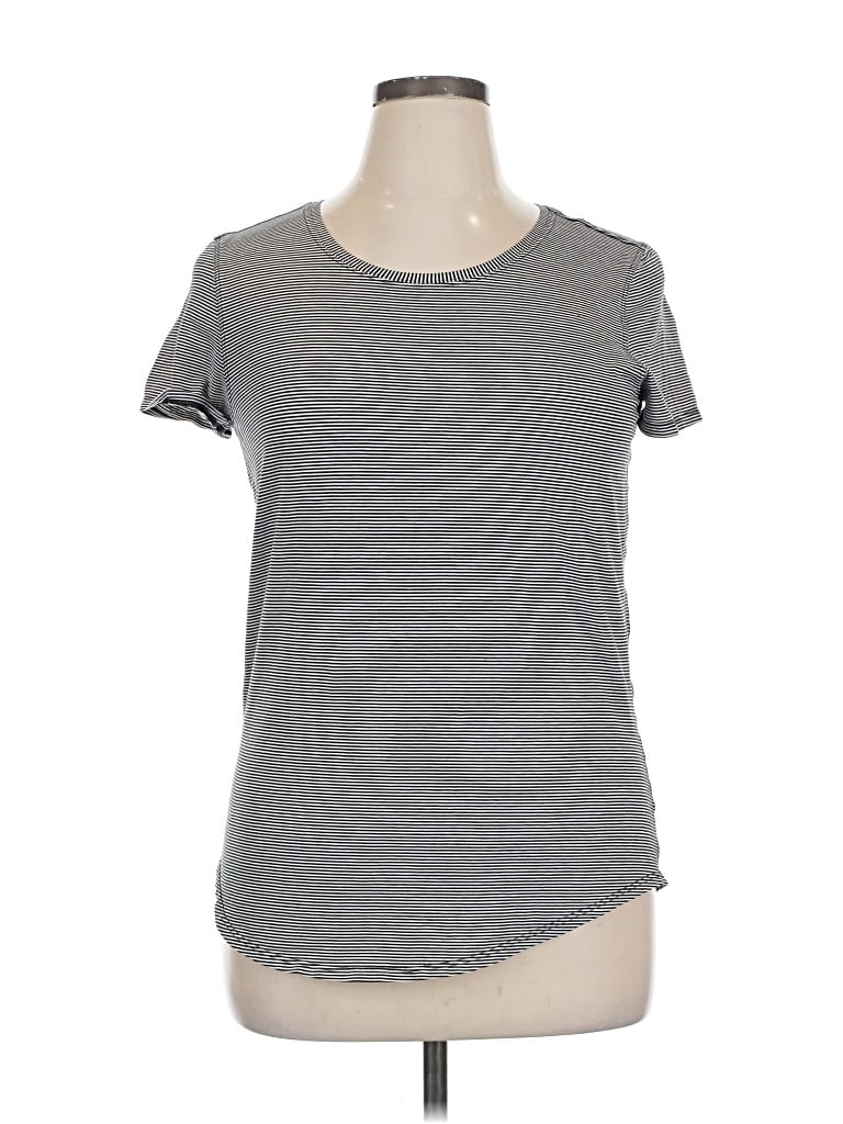 Pre-owned Lululemon Athletica Short Sleeve T-shirt In Black