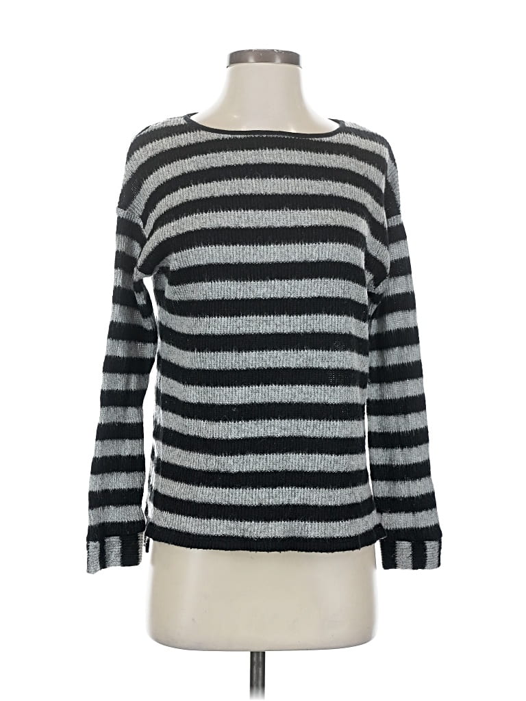 Pre-owned Vince Camuto Pullover Sweater In Silver