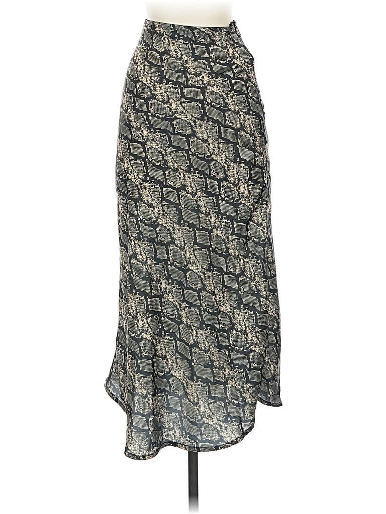 Pre-owned Urban Outfitters Casual Skirt In Gray