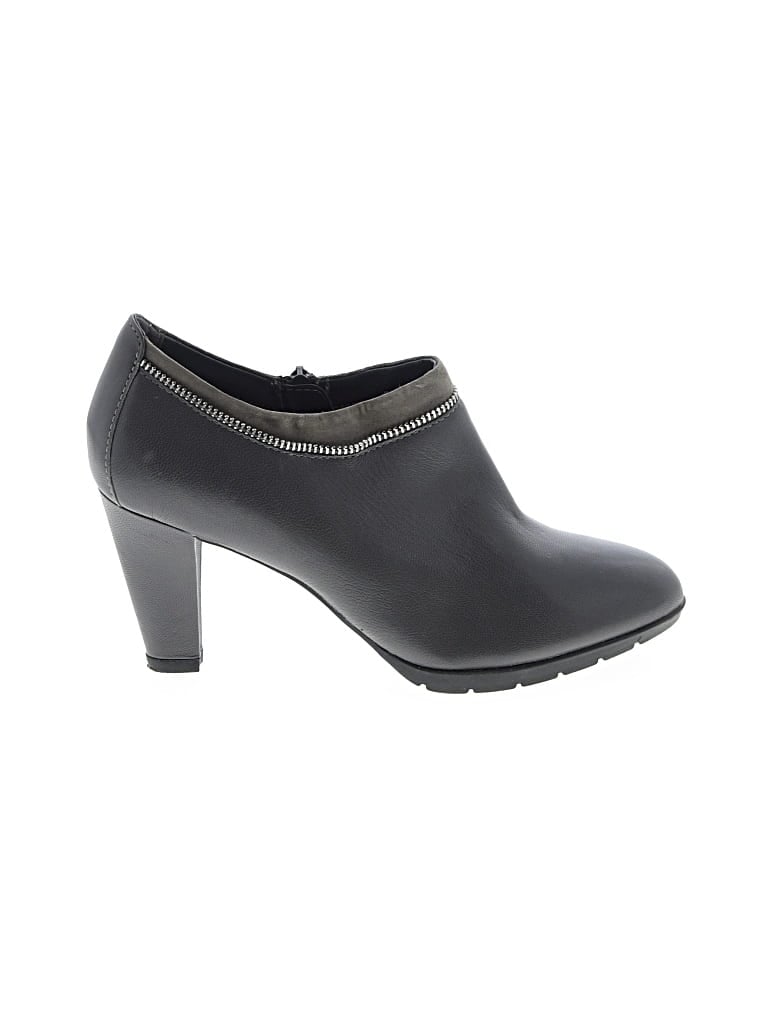 Pre-owned Anne Klein Ankle Boots In Gray