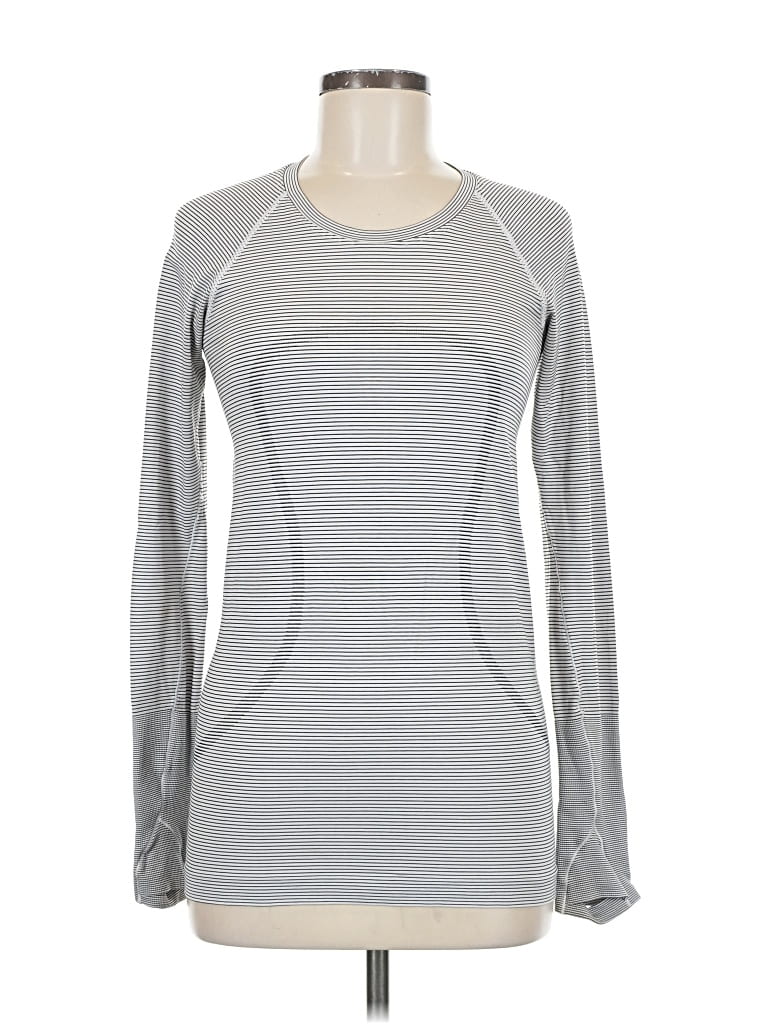 Pre-owned Lululemon Athletica Long Sleeve T-shirt In Silver