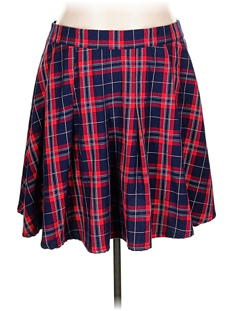 Pre-owned Torrid Casual Skirt In Red