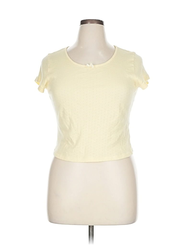 Pre-owned Queen Bees Short Sleeve T-shirt In Yellow
