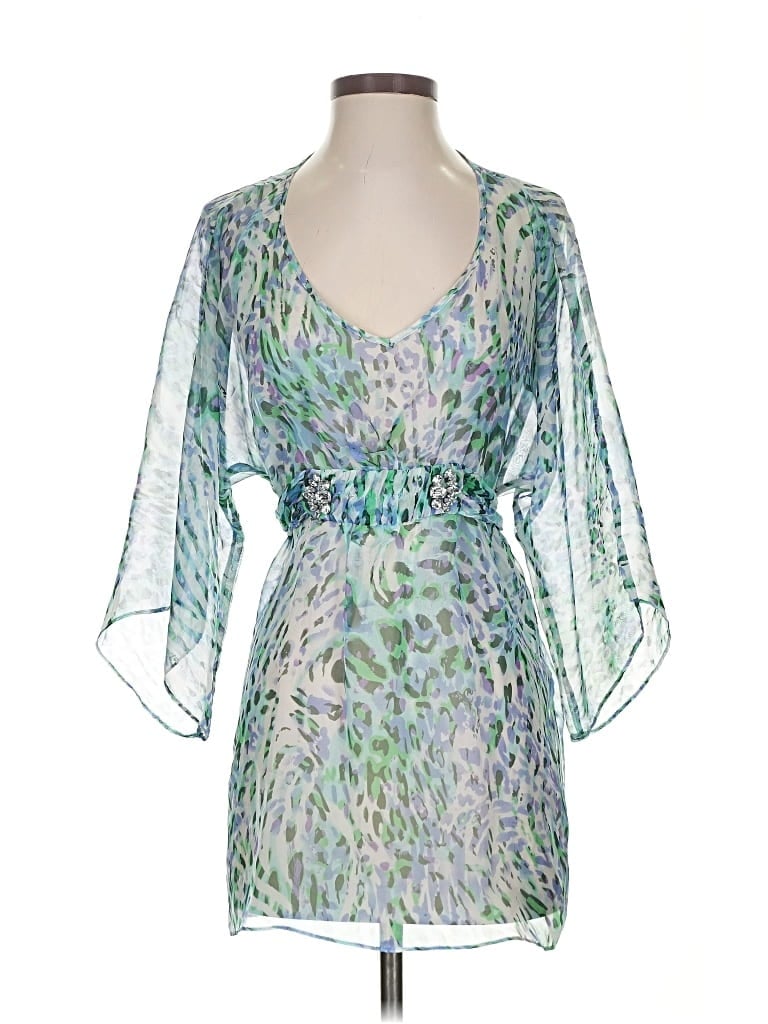 Pre-owned New York And Company Kimono In Green