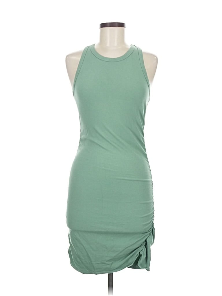 Pre-owned Vici Cocktail Dress In Green