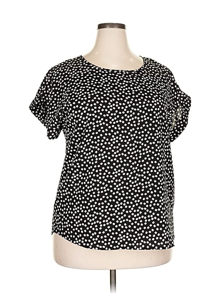 Pre-owned Shein Curve Short Sleeve T-shirt In Black
