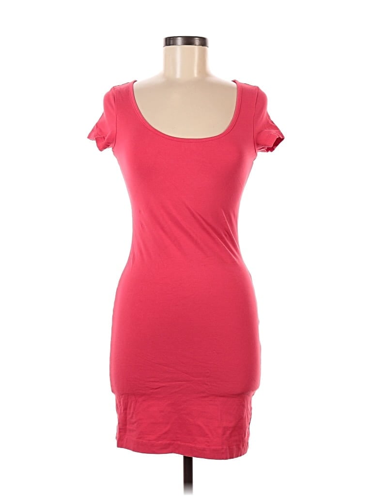 Pre-owned H&m Casual Dress In Red