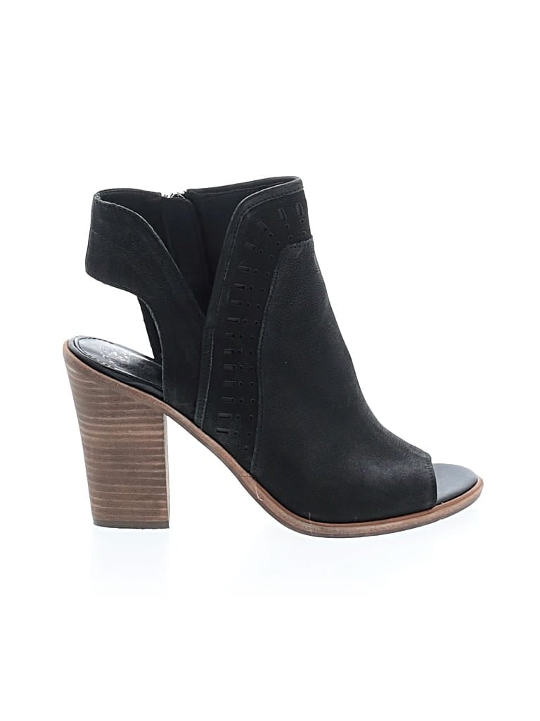 Pre-owned Vince Camuto Sandals In Black