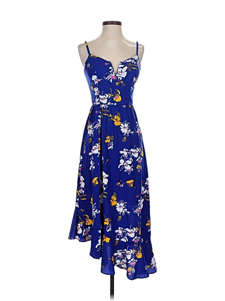 Pre-owned Guess Casual Dress In Blue