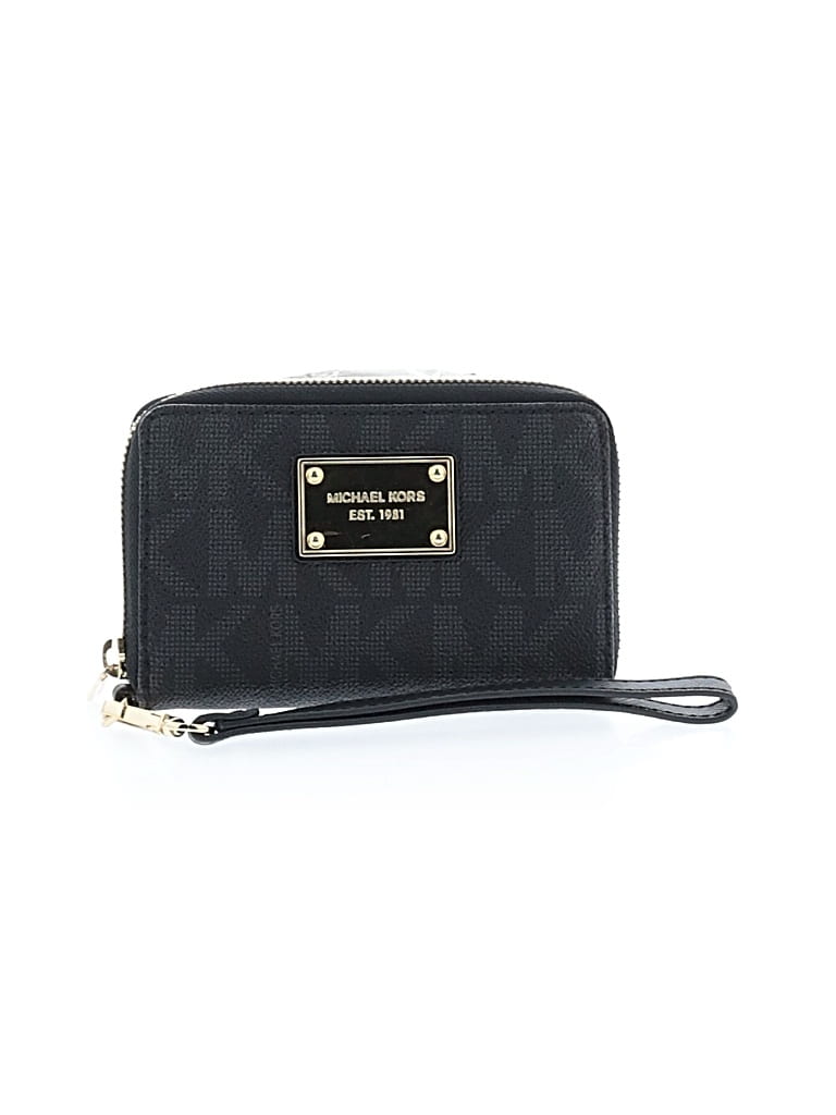 Pre-owned Michael Michael Kors Leather Wristlet In Black