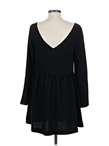 Elizabeth and James Casual Dress (view 2)