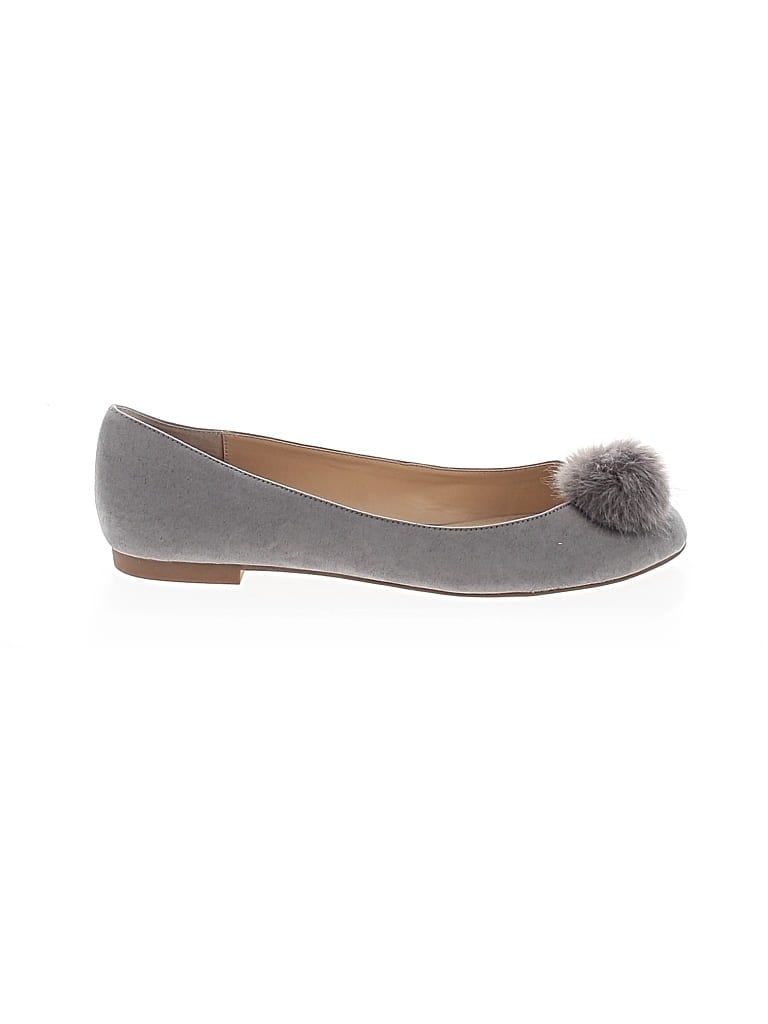 Pre-owned Charles By Charles David Flats In Gray