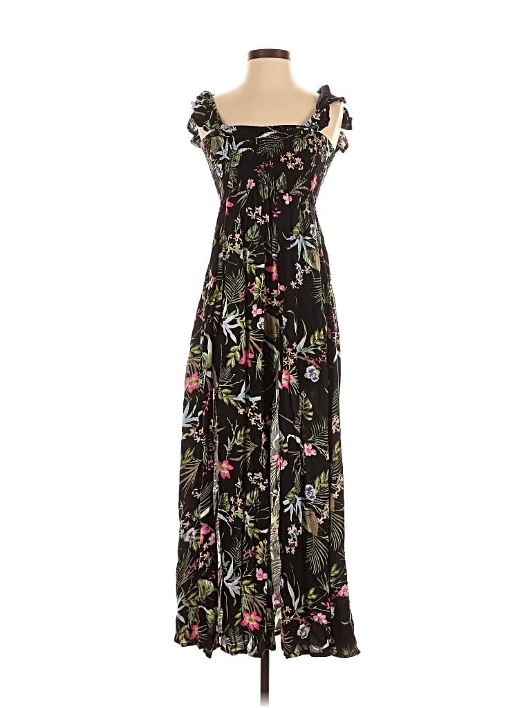 Pre-owned Raviya Casual Dress In Black