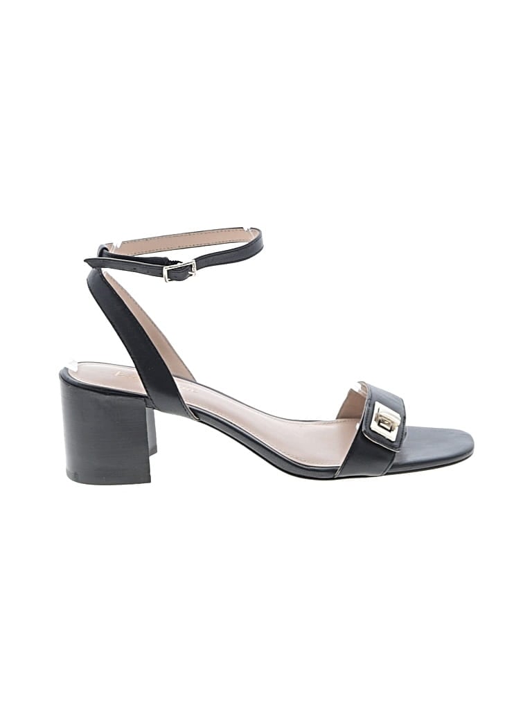 Pre-owned Essex Lane Sandals In Black