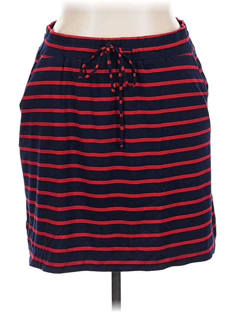 Pre-owned Dressbarn Casual Skirt In Red
