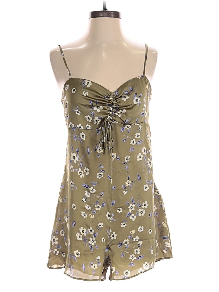 Pre-owned Urban Outfitters Romper In Green