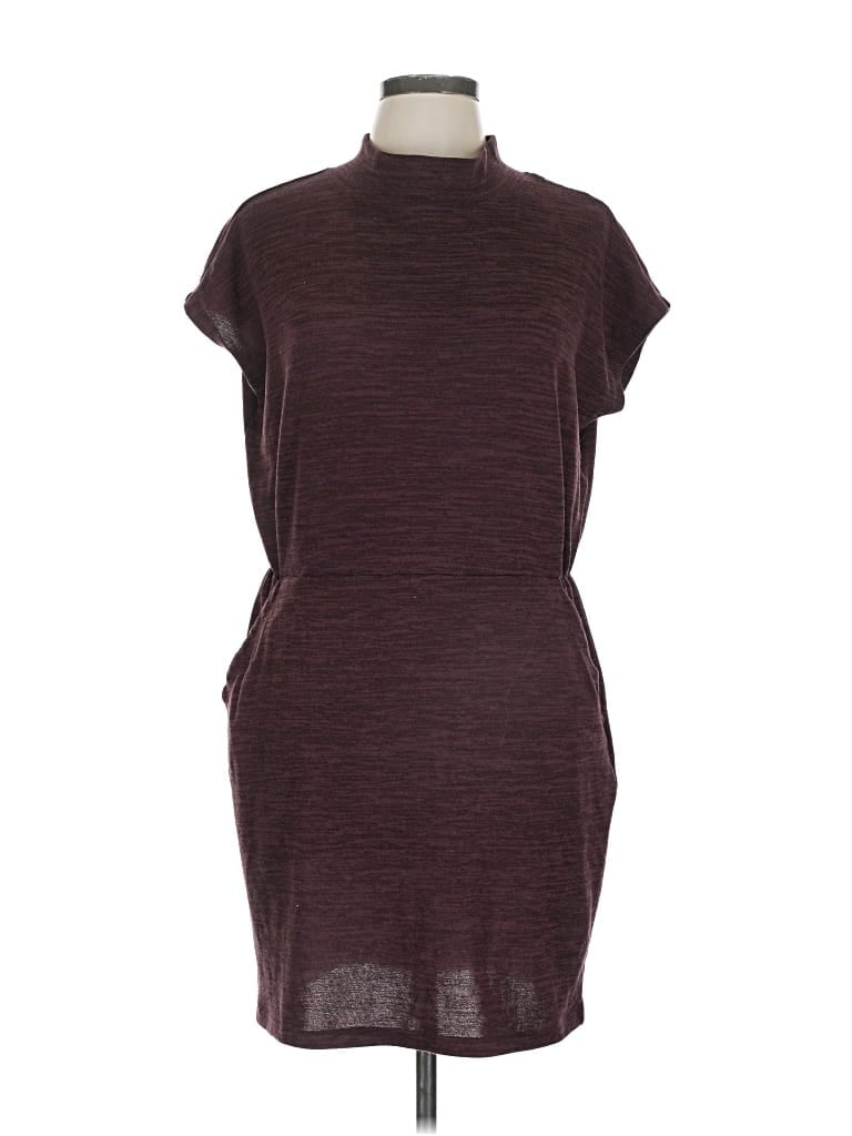 Pre-owned Lole Casual Dress In Burgundy