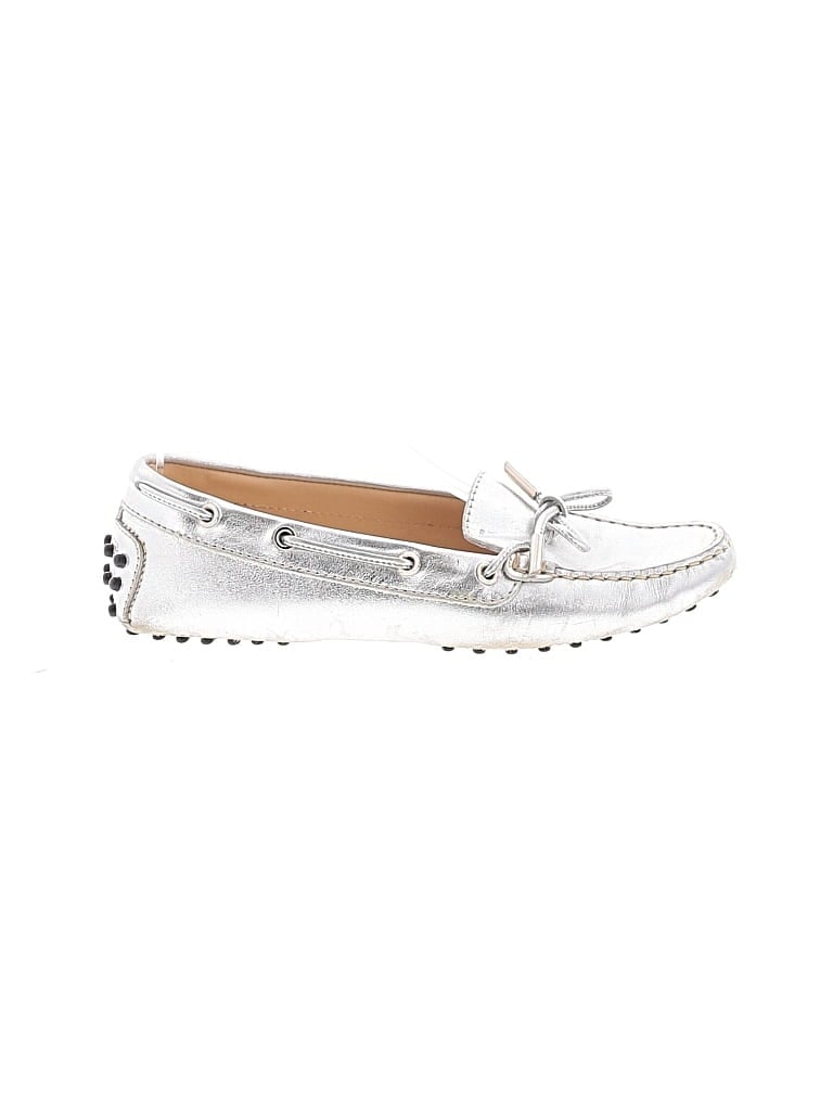 Pre-owned Tod's Flats In Silver