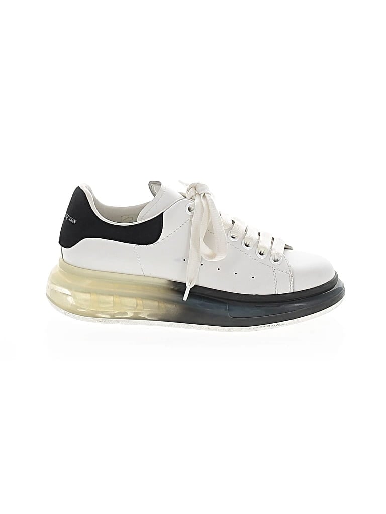 Pre-owned Alexander Mcqueen Sneakers In White